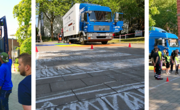 Das Titelbild ist in drei Bilder unterteilt. zu sehen ist links das Fahrerhaus eines blauen LKW mit offener Beifahrertür. Hier sieht man drei Mädchen im Grundschulalter mit gelben Warnwesten, die darauf warten aus dem LKW auszusteigen. Das erste Mädchen mit langen braunen Haaren klettert gerade die kleine Leiter hinunter. Unten stehen zwei junge Männer in blauer Kleidung, die auf die Mädchen warten. Das mittlere Bild zeigt einen mit Kreide auf den Schulhof gemalten Zebrastreifen, einige Verkehrshütchen und im Hintergrund einen blauen LKW mit weißem Anhänger. recht sieht man, wie ein Berufsschullehrer mit grauen Haaren und Bart einer Gruppe von fünf Kindern in gelben Warnwesten etwas erklärt. Er trägt eine schwarze Weste und eine Arbeitshose und sie stehen an dem aufgemalten Zebrastreifen. Daneben stehen zwei junge männliche Auszubildende. Im Hintergrund wieder der blaue LKW und ein rotes BAcksteingebäude.